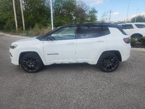 Bright White Clearcoat 2022 Jeep Compass High Altitude