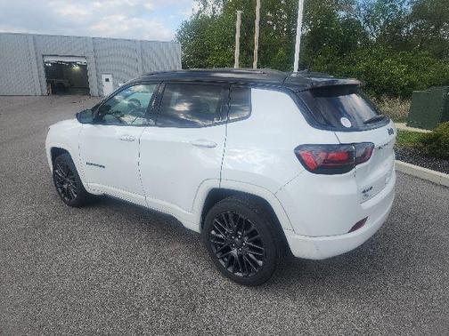 Bright White Clearcoat 2022 Jeep Compass High Altitude