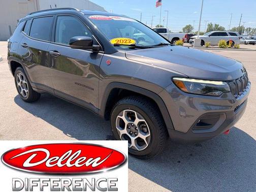 Granite Crystal Metallic Clearcoat 2022 Jeep Compass Trailhawk