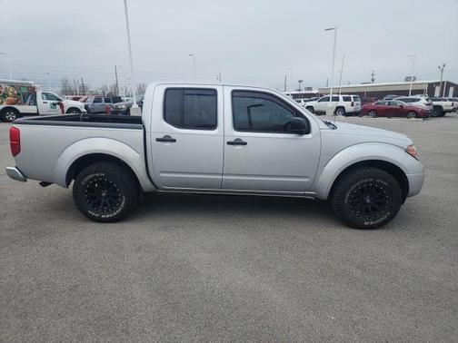 2015 Nissan Frontier SV
