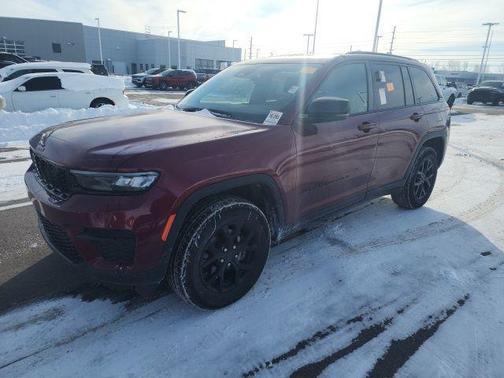 2024 Jeep Grand Cherokee Altitude
