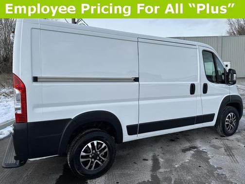 2025 RAM ProMaster 1500 Low Roof