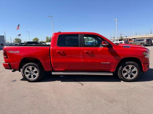 Flame Red Clearcoat 2019 RAM 1500 Big Horn