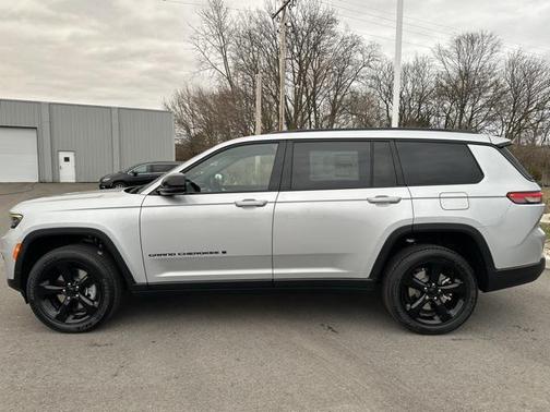 2025 Jeep Grand Cherokee L Altitude
