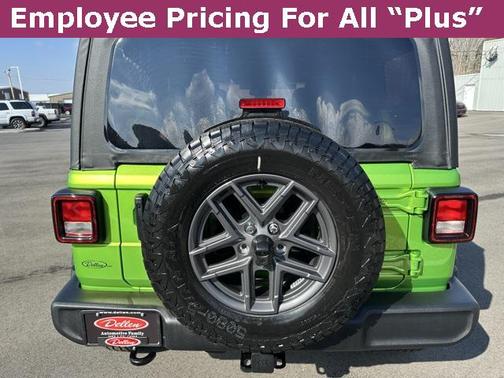 2025 Jeep Wrangler Sport S