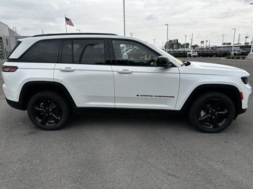 2023 Jeep Grand Cherokee Limited X