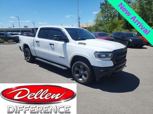 Bright White Clearcoat 2023 RAM 1500 Big Horn/Lone Star