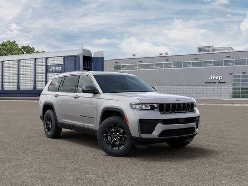 Silver Zynith 2026 Jeep Grand Cherokee L Laredo