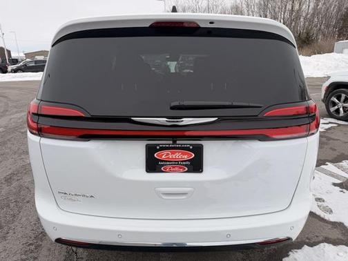 2026 Chrysler Pacifica L