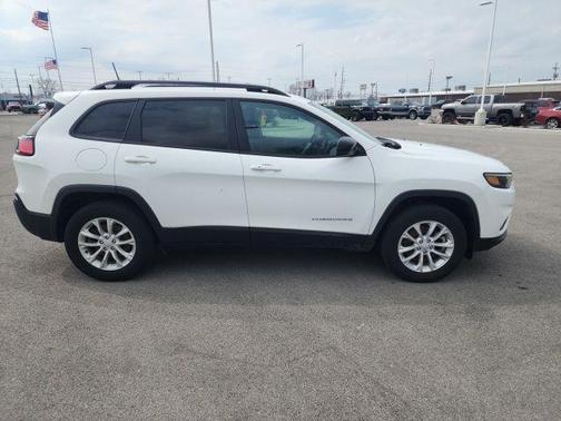 Bright White Clearcoat 2022 Jeep Cherokee Latitude Lux