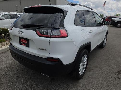 Bright White Clearcoat 2022 Jeep Cherokee Latitude Lux