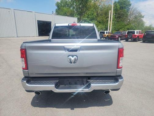 Billet Silver Metallic Clearcoat 2022 RAM 1500 Big Horn/Lone Star