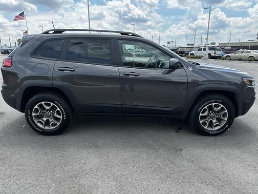2021 Jeep Cherokee Trailhawk