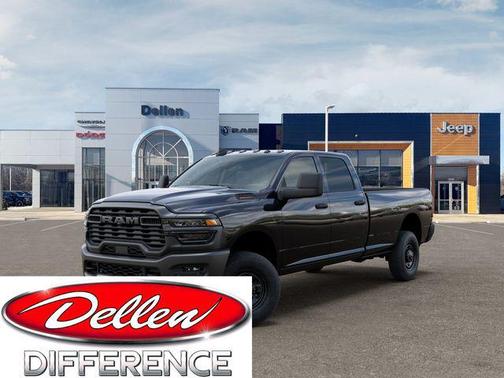 Diamond Black Crystal Pearlcoat 2026 RAM 2500 Tradesman