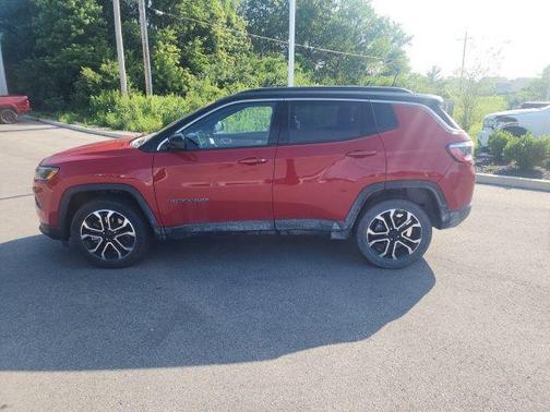 Redline Pearlcoat 2023 Jeep Compass Limited
