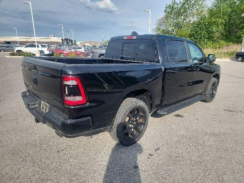 Diamond Black Crystal Pearlcoat 2023 RAM 1500 Laramie