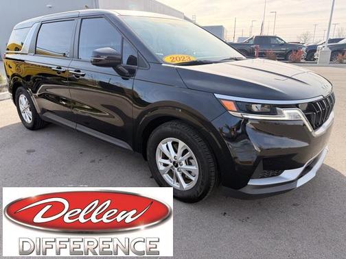 2023 Kia Carnival LX