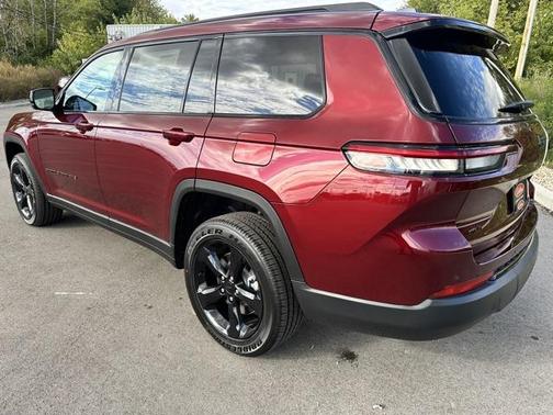 2025 Jeep Grand Cherokee L Altitude