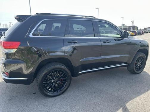 2018 Jeep Grand Cherokee Summit
