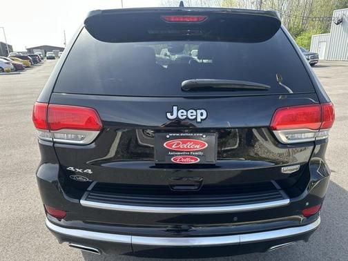 2018 Jeep Grand Cherokee Summit