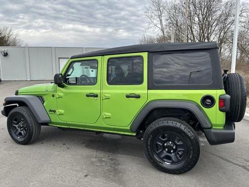 2025 Jeep Wrangler Sport