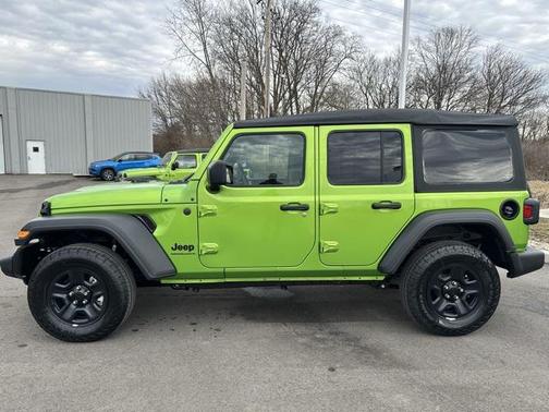 2025 Jeep Wrangler Sport