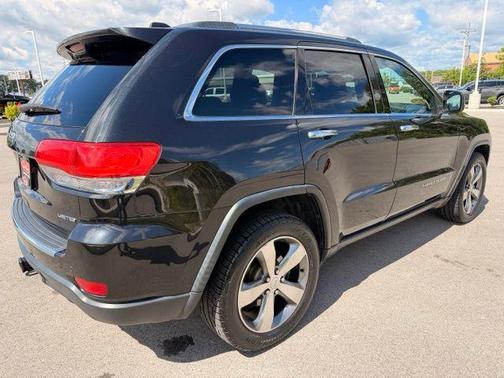 Brilliant Black Crystal Pearlcoat 2016 Jeep Grand Cherokee Limited