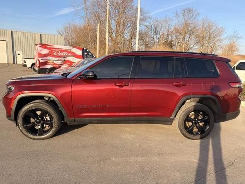 2023 Jeep Grand Cherokee L Altitude