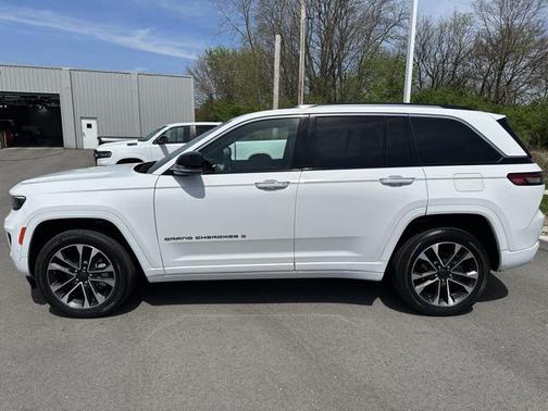 2023 Jeep Grand Cherokee Overland