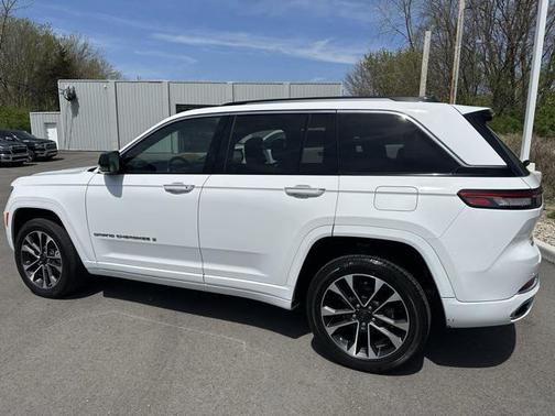 2023 Jeep Grand Cherokee Overland