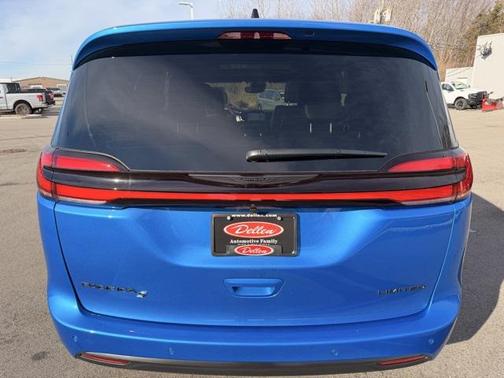 2026 Chrysler Pacifica Limited