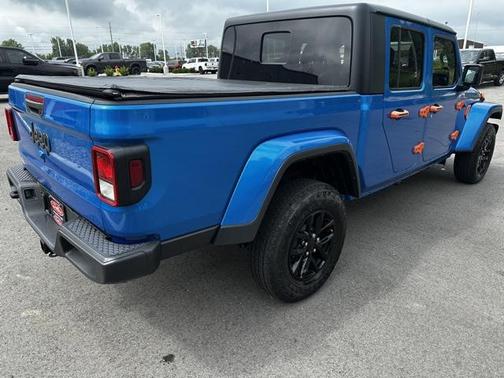 2022 Jeep Gladiator Altitude