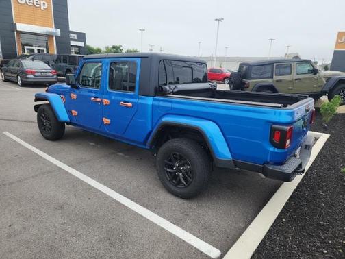 2022 Jeep Gladiator Altitude