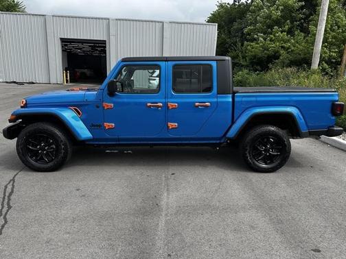 2022 Jeep Gladiator Altitude