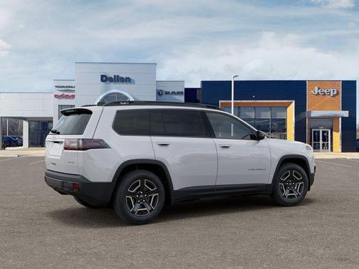 Bright White Clearcoat 2026 Jeep Cherokee Laredo