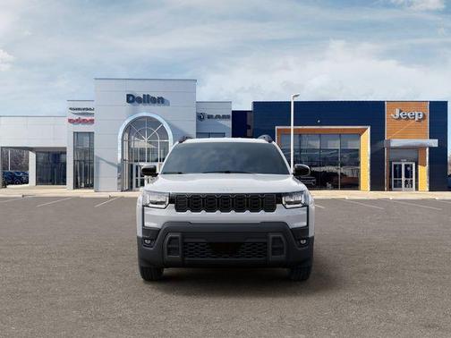 Bright White Clearcoat 2026 Jeep Cherokee Laredo
