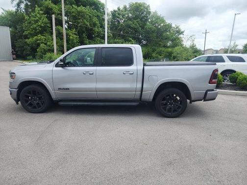 Billet Silver Metallic Clearcoat 2021 RAM 1500 Laramie