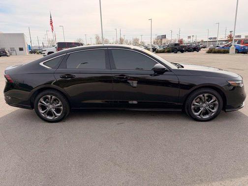 Crystal Black Pearl 2024 Honda Accord Hybrid EX-L