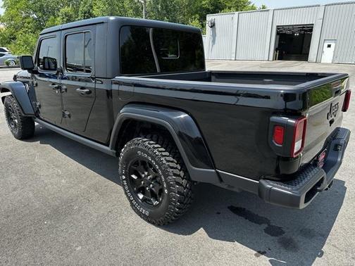 2021 Jeep Gladiator Willys