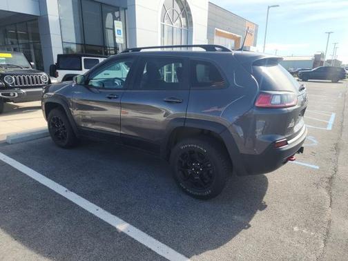 2022 Jeep Cherokee Trailhawk