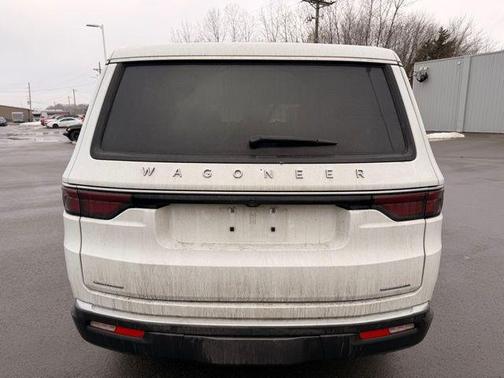 2022 Jeep Wagoneer Series II