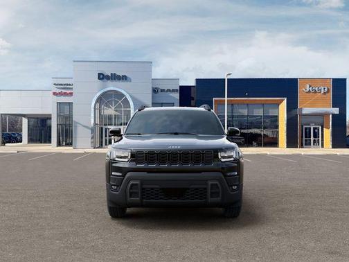 Diamond Black Crystal Pearlcoat 2026 Jeep Cherokee Limited