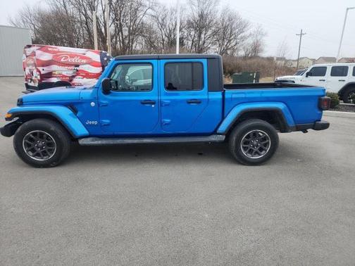 2022 Jeep Gladiator Overland
