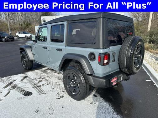 2025 Jeep Wrangler Sport