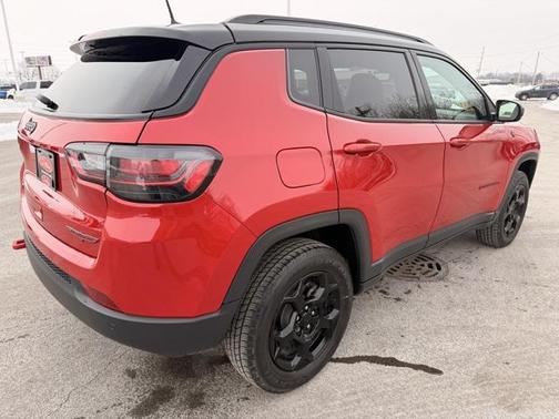 2023 Jeep Compass Trailhawk