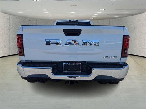 2025 RAM 3500 Tradesman Crew Cab 4x4 8' Box
