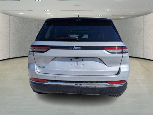 2022 Jeep Grand Cherokee 4xe Base