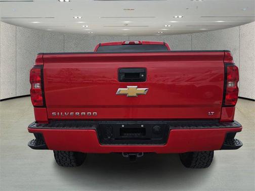 2018 Chevrolet Silverado 1500 2LT