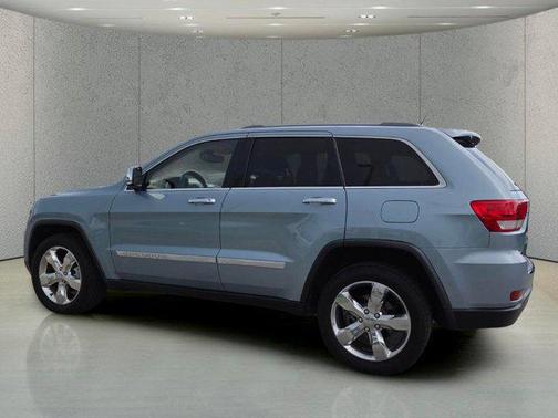 Winter Chill Pearl 2012 Jeep Grand Cherokee Overland
