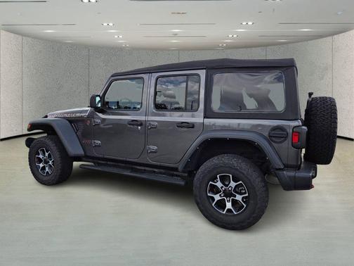 Granite Crystal Metallic Clearcoat 2022 Jeep Wrangler Unlimited Rubicon